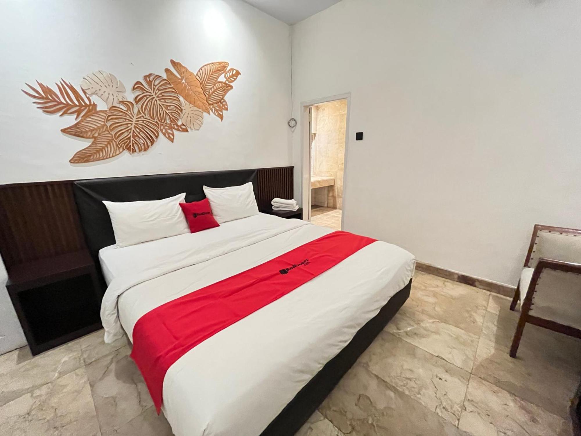 Reddoorz Near Kantor Walikota Manado Exteriör bild